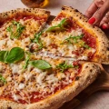 pflanzlicher-pizzaiolo-gerieben-mood.webp
