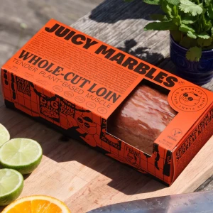 PRZEDSPRZEDAŻ - Wegańska Polędwica w Całości 756g Juicy Marbles - DOSTAWA OK. 07.08.2026